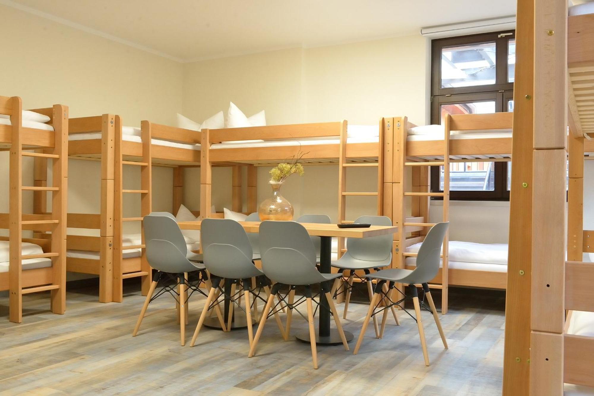 אייזנבאך Hostel & Pension Alte Brauerei מראה חיצוני תמונה