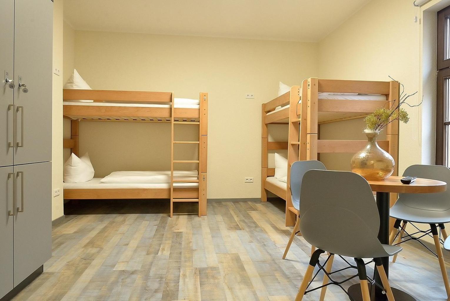 אייזנבאך Hostel & Pension Alte Brauerei מראה חיצוני תמונה